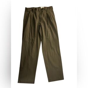 Eddie Bauer Green/Brown Chinos with Relaxed Fit